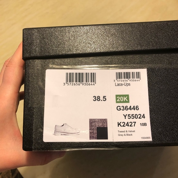 Brand New Auth Chanel Grey Tweed CC Logo Chain Around Lace Up Loafer Size 38.5 - Picture 11 of 11